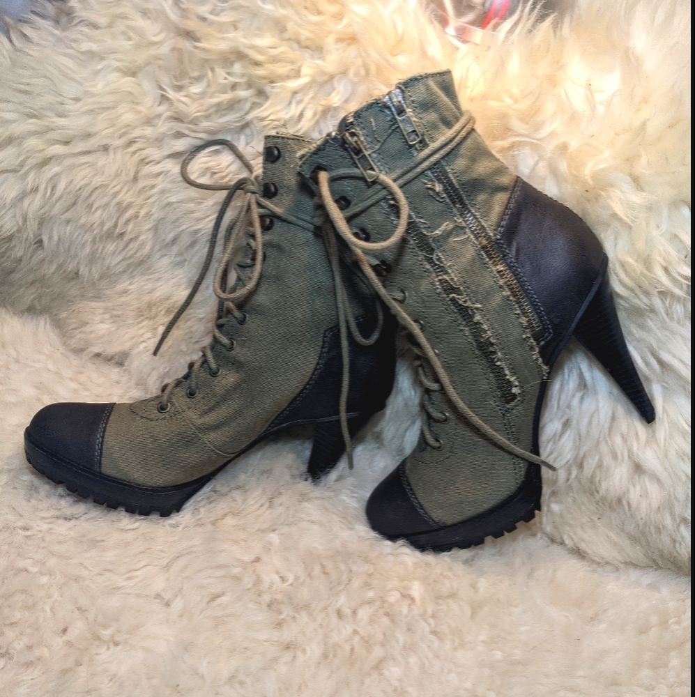 Steve Madden Boots